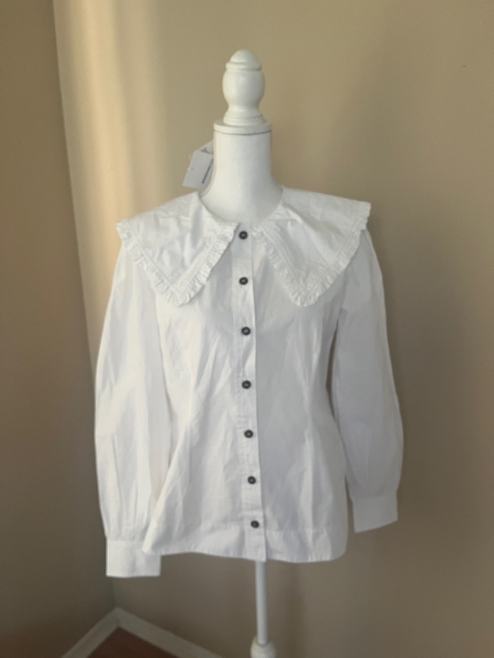 NEW GANNI cotton poplin fitted shirt in white - Picture 4 of 7